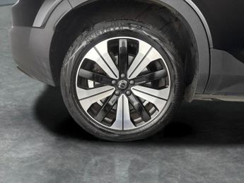 Volvo XC40 Recharge 69kWh Core (231 ps) - PARK ASSIST - LED - NAV