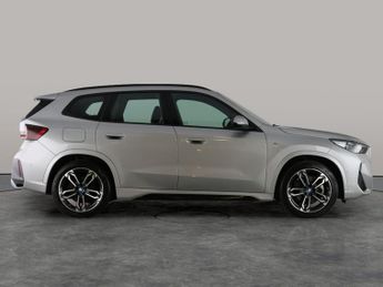BMW iX1 30 66.5kWh M Sport xDrive (11kW Charger) (313 ps) - BLACK ROOF R