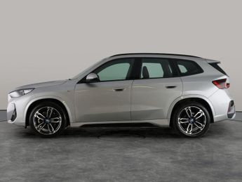 BMW iX1 30 66.5kWh M Sport xDrive (11kW Charger) (313 ps) - BLACK ROOF R