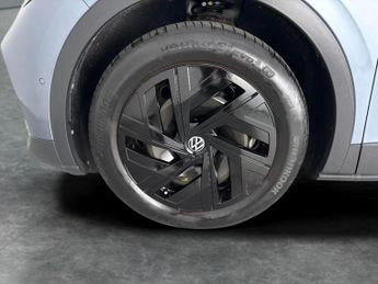 Volkswagen ID.4 Pro 77kWh Life (174 ps) - PARK ASSIST - LED - REVERSE CAM