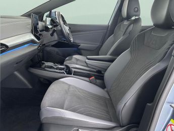 Volkswagen ID.4 Pro 77kWh Life (174 ps) - PARK ASSIST - LED - REVERSE CAM