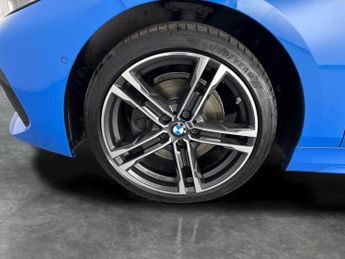 BMW 1 Series 1.5 116d M Sport (LCP) DCT (116 ps) - PERFORMANCE CONTROL