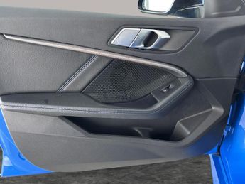 BMW 1 Series 1.5 116d M Sport (LCP) DCT (116 ps) - PERFORMANCE CONTROL