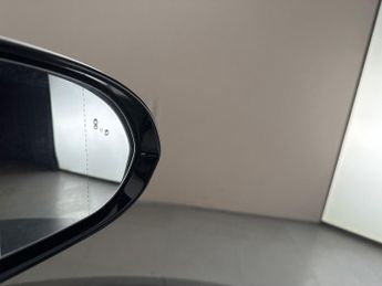 Kia Niro 64kWh 4+ (201 bhp) - NAV - HEATED STEERING - BLIND SPOT ASSIST