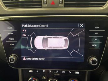 Skoda Superb 2.0 TDI SE Technology DSG (150 ps) - DRIVER MEMORY SEAT - BLIND 