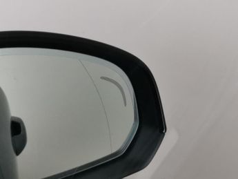 Volvo XC40 Recharge 69kWh Plus (231 ps) - LED - HEATED STEERING - DRIVER AS
