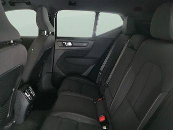 Volvo XC40 Recharge 69kWh Plus (231 ps) - LED - HEATED STEERING - DRIVER AS