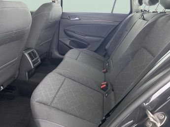 Volkswagen Golf 1.5 eTSI MHEV Life DSG (150 ps) - BLUETOOTH - DIGITAL DASH - PAR