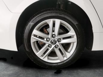 Toyota Corolla 1.8 VVT-h Icon Touring Sports CVT (140 ps) - HEATED SEATS