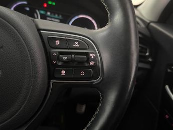 Kia Niro 64kWh 4+ (201 bhp) - NAV - HEATED STEERING - BLIND SPOT ASSIST
