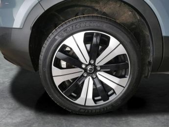 Volvo XC40 Recharge 69kWh Plus (231 ps) - LED - HEATED STEERING - DRIVER AS