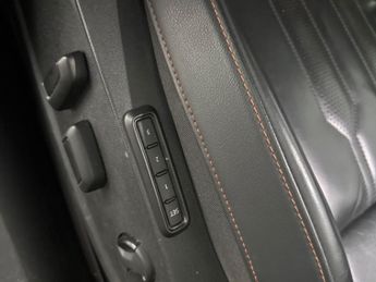 Cupra Formentor 1.4 eHybrid 12.8kWh V2 Plug-in DSG (204 ps) - LED - REVERSE CAM 