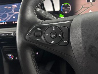 Vauxhall Mokka Electric 50kWh Ultimate (136 ps) - KEYLESS ENTRY - PARK ASSIST - LED