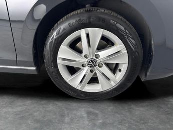 Volkswagen Golf 1.5 eTSI MHEV Life DSG (150 ps) - BLUETOOTH - DIGITAL DASH - PAR