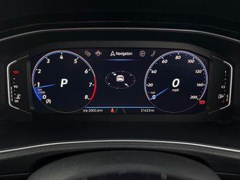 Volkswagen T-Roc 2.0 TSI R DSG 4Motion (300 ps) - LED - ALCANTARA - BLUETOOTH