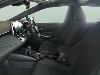 Toyota Corolla 1.8 VVT-h Icon Touring Sports CVT (140 ps) - HEATED SEATS