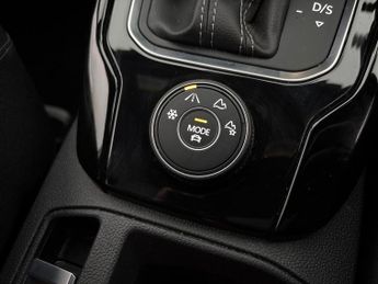 Volkswagen T-Roc 2.0 TSI R DSG 4Motion (300 ps) - LED - ALCANTARA - BLUETOOTH