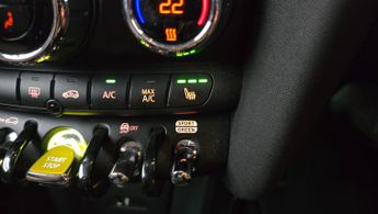 Mini Electric Hatch Cooper SE 32.6kWh Level 2 (184 ps) - CARPLAY - LED - REVERSE CAM