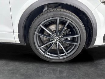 Volkswagen T-Roc 2.0 TSI R DSG 4Motion (300 ps) - LED - ALCANTARA - BLUETOOTH