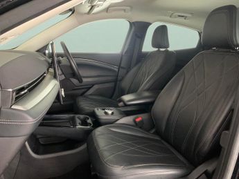 Ford Mustang Mach-e Standard Range 70kWh Automatic (269 ps) - KEYLESS ENTRY - LED - 