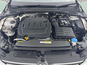 Volkswagen Golf 2.0 TDI Style DSG (150 ps) - BLIND SPOT ASSIST - BLUETOOTH - DIG