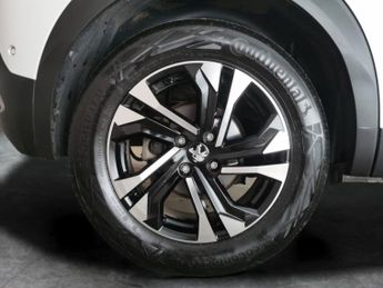 Peugeot E-2008 50kWh GT (7kW Charger) (136 ps) - ACTIVE LANE ASSIST - LED - REV