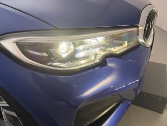 BMW 3 Series 330e M Sport Step [Tech Pack] - SUN PROTECTION GLASS - LEATHER -