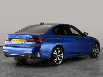 BMW 3 Series 330e M Sport Step [Tech Pack] - SUN PROTECTION GLASS - LEATHER -
