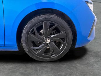Vauxhall Astra 1.2 Turbo GS (130 ps) - KEYLESS ENTRY - LED - NAV