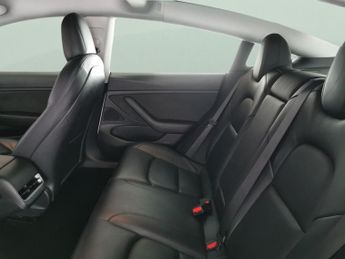 Tesla Model 3 Standard Range Plus RWD (241 bhp) - 360 CAM - PARK ASSIST - LED