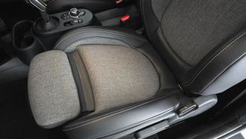 Mini Electric Hatch Cooper SE 32.6kWh Level 2 (184 ps) - CARPLAY - LED - REVERSE CAM