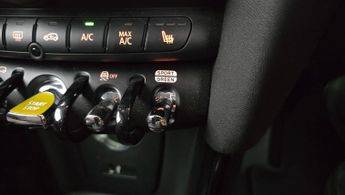 Mini Electric Hatch Cooper SE 32.6kWh Level 2 (184 ps) - CARPLAY - LED - REVERSE CAM