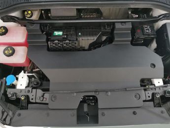 MG Mg4 64kWh Trophy Long Range (203 ps) - REVERSE CAM - NAV - HEATED SE