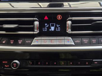 BMW iX3 80kWh M Sport (286 ps) - PARK ASSIST - REVERSE CAM - LEATHER