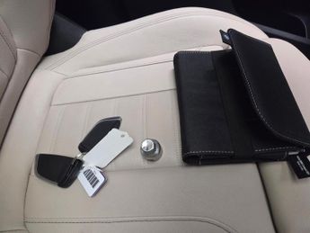 BMW iX3 80kWh M Sport (286 ps) - PARK ASSIST - REVERSE CAM - LEATHER