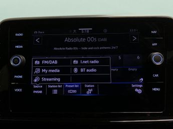 Volkswagen T-Roc 2.0 TSI R DSG 4Motion (300 ps) - BLUETOOTH - DIGITAL DASH - PARK