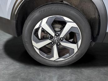Nissan Qashqai 1.3 DIG-T MHEV N-Connecta (140 ps) - NAV - INTELLIGENT LANE INTE
