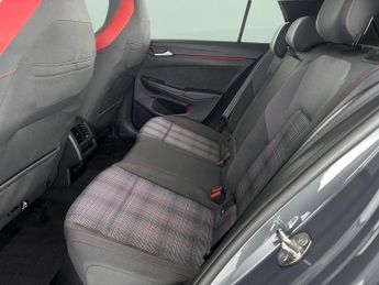 Volkswagen Golf 2.0 TSI GTI DSG (245 ps) - DIGITAL DASH - PADDLE SHIFT - PARK SE