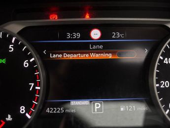 Nissan Juke 1.0 DIG-T N-Connecta DCT (114 ps) - INTELLIGENT LANE INTERVENTIO
