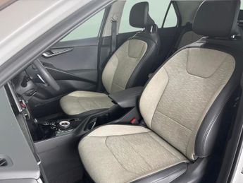 Kia Niro 64.8kWh 4 (201 bhp) - HK AUDIO - HEAT AND COOL SEATS - PARK ASSI