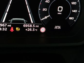 Audi Q4 E-tron 40 S line 82kWh (204 ps) ADAPTIVE CRUISE - 20IN ALLOYS - CARPLAY