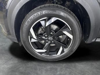 Nissan Juke 1.0 DIG-T N-Connecta DCT (114 ps) - INTELLIGENT LANE INTERVENTIO