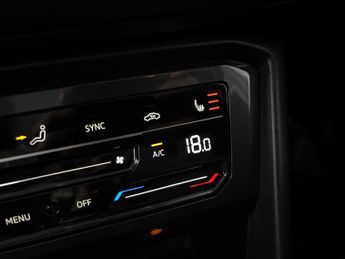 Volkswagen Tiguan 1.4 TSI 13kWh Elegance Plug-in DSG (245 ps) - ACTIVE LANE ASSIST