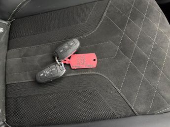 Peugeot E-2008 50kWh GT Premium (7kW Charger) (136 ps) - REVERSE CAM - ALCANTAR