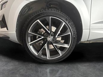 Skoda Karoq 2.0 TDI SportLine DSG 4WD (150 ps) - SMARTLINK - REVERSE CAM - N