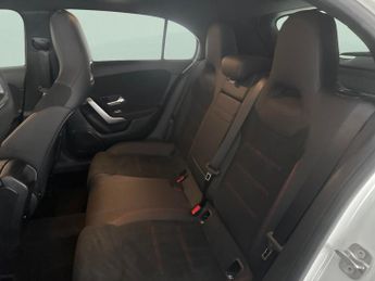 Mercedes-Benz A Class 1.3 A180h MHEV AMG Line (Executive) 7G-DCT (150 ps) - HEATED LEA