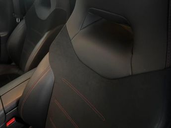 Mercedes-Benz A Class 1.3 A180h MHEV AMG Line (Executive) 7G-DCT (150 ps) - HEATED LEA