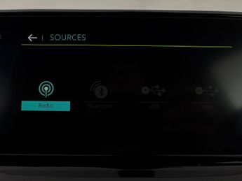 Peugeot E-2008 50kWh GT (7kW Charger) (136 ps) - REVERSE CAM - NAV - HEATED SEA