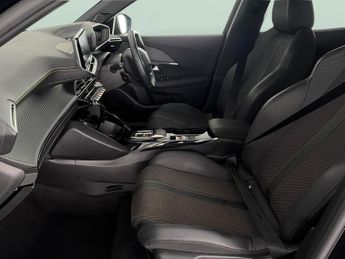 Peugeot E-2008 50kWh GT (7kW Charger) (136 ps) - REVERSE CAM - NAV - HEATED SEA
