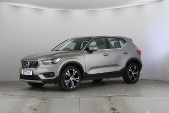 Volvo XC40 2.0 B4 MHEV Inscription Pro DCT (197 ps) - PARK ASSIST - LED